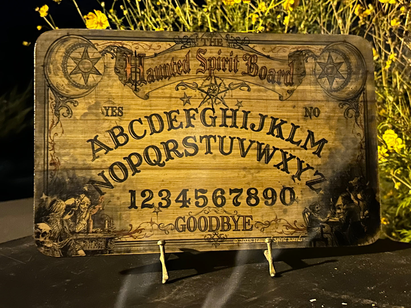 Haunted Spirit Board: Edna Edition